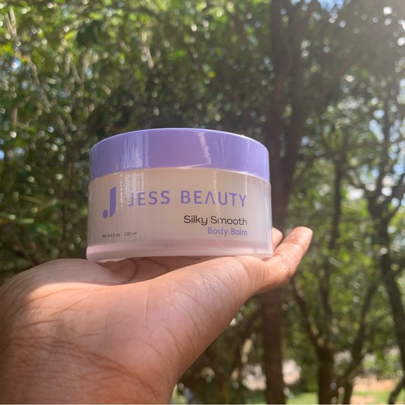 JESS BEAUTY | Silky Smooth Body Balm with Camellia Sinensis & Calendula Extract - Picture 5 of 8